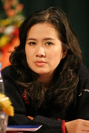 Nhà văn Nguyễn Thị Thu Huệ được bầu làm Chủ tịch Hội Nhà văn Hà Nội