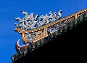 Nét độc đáo của nghệ thuật khảm sành sứ Huế qua một số công trình kiến trúc thời Nguyễn tiêu biểu