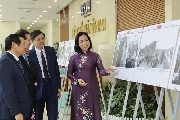 Triển lãm ảnh 'Quan hệ Việt Nam - Lào: Trường tồn và Phát triển'