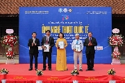 Việt Nam được trao 4 Huy chương vàng tại Cuộc thi ảnh quốc tế lần thứ 12