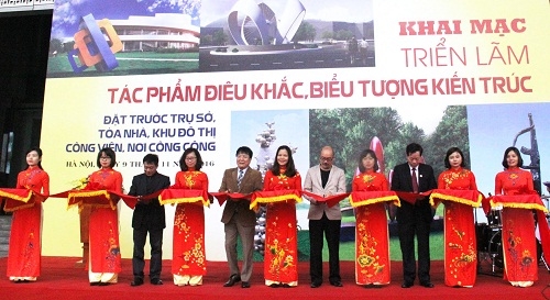 Khai mạc Triển lãm Tác phẩm điêu khắc, biểu tượng kiến trúc đặt trước trụ sở, toà nhà, khu đô thị, công viên, nơi công cộng