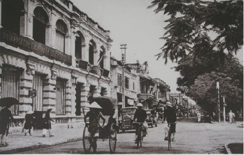 Nghiên cứu, lý luận, phê bình văn học Thừa Thiên Huế những năm đầu thế kỷ XX (1900 - 1945)