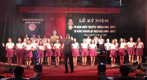 Kỷ niệm 55 năm ngày truyền thống và 10 năm thành lập Học viện Âm nhạc Huế