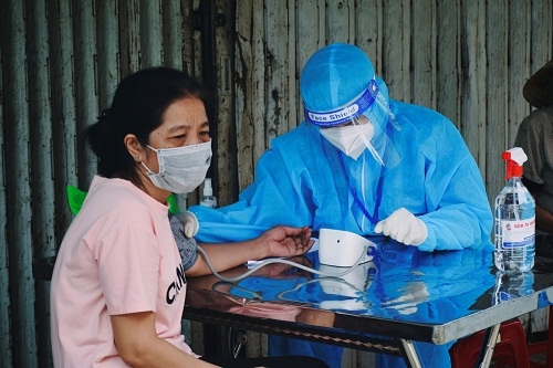 Việt Nam đã tiêm vượt mốc 51 triệu liều vắc xin Covid-19