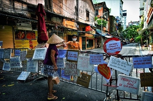Nhiếp ảnh gia của Việt Nam nhận bằng danh dự Neutral Density (Anh)