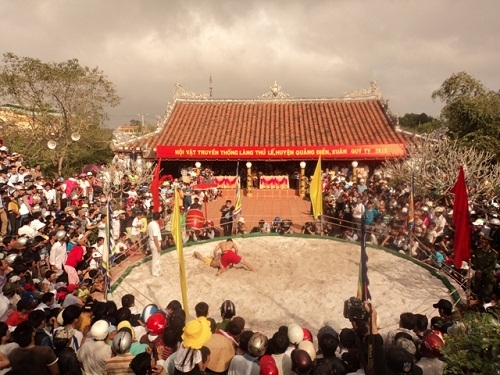 Hội Tết ở đình làng Thừa Thiên Huế xưa và nay