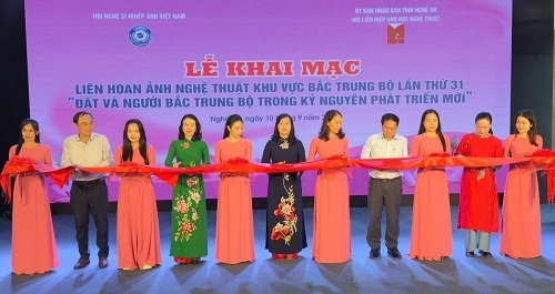 Triển lãm ảnh nghệ thuật khu vực Bắc Trung bộ lần thứ 31